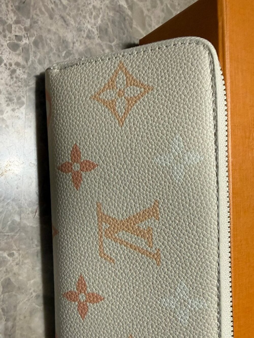 STUNNING NEW FASHION TOTE with DUAL STRAPS (MM Size) & Matching Wallet! - Picture 11 of 12